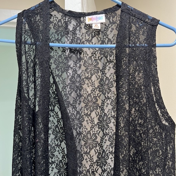 Beautiful black lace joy long vest like new - Picture 4 of 4